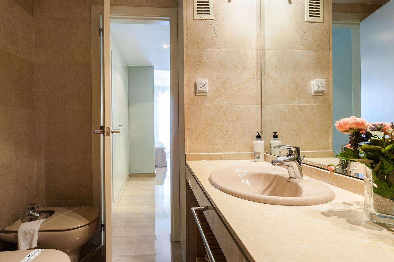 Apartup Green Opera Views Valencia Eksteriør billede